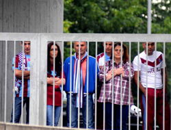 TS'li taraftarlara engel yok