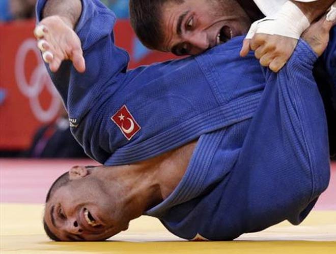Judoda Sezer Huysuz elendi