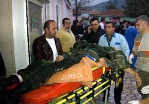 İş yerine ateş etti kendini vurdu