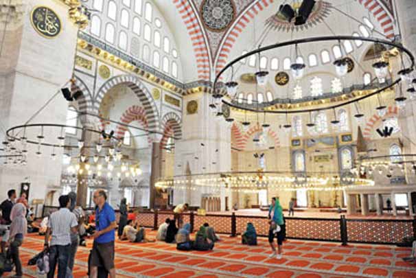 Kalfanın sesini çırak kıstı