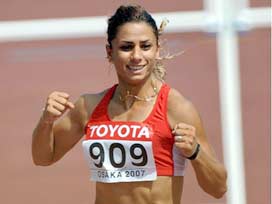 Nevin Yanıt'tan bir rekor daha