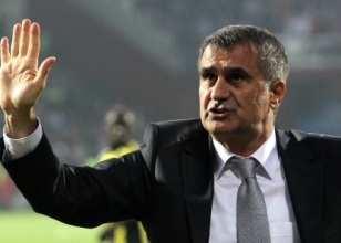 Şenol Güneş düşünceli