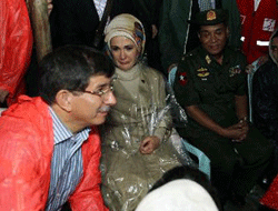 Davutoğlu ve Erdoğan geri döndü