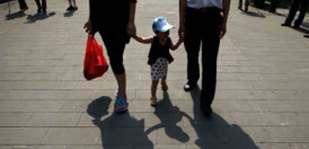 Küçük kızı kaçırdı...