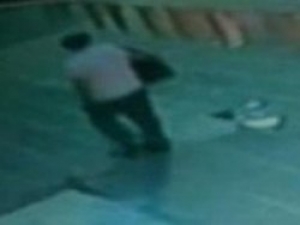 Çalıştığı bankayı soydu