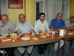Ülkücüler iftarda buluştu