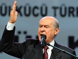 'Korkma, ülkücüler arkanda'