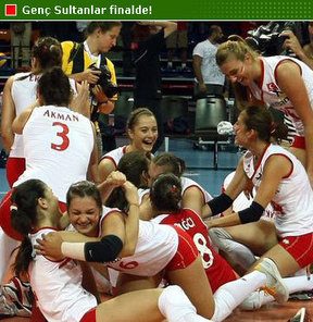 Genç Sultanlar finalde!