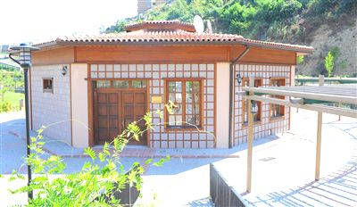 Zağnos Vadisi’nde tesislere saldırı: Camlar kırıldı, taşlar söküldü