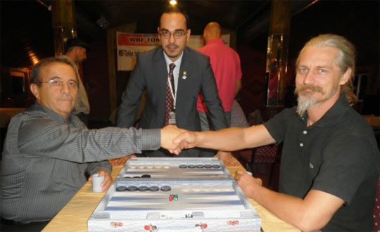 Tavla turnuvası can aldı