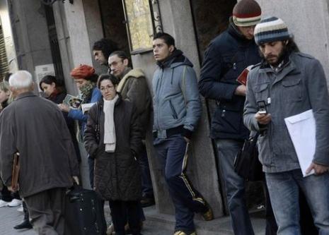 100 bin eleman aranıyor