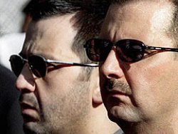 Esad'a darbe ! Gizlice gömdüler