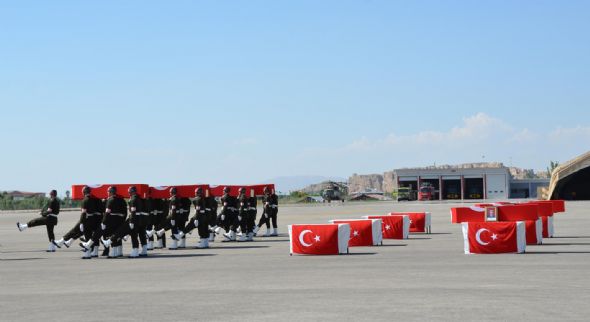 Afyon'da 25 askerimiz şehit oldu!