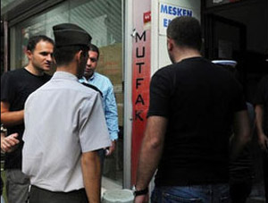 Şehit ailesi komutanı şok etti