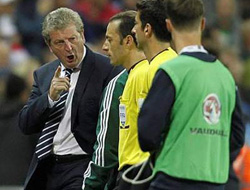 Cüneyt Çakır'ın üzerine yürüdüler