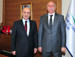 Bayraktar, Bayraktar'ı ziyaret etti