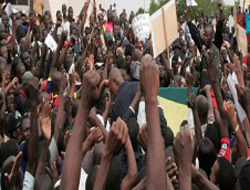 Cumhurbaşkanı'na saldırı!