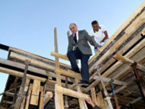 Bakan'dan müteahhitlere ilginç uyarı