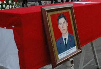 Astsubayı şehit eden 4 korucuya beraat