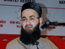 Cübbeli Ahmet Hoca hastaneye kaldırıldı