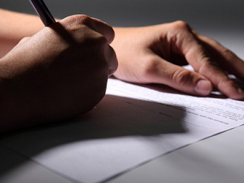 Hak aramak cep yakıyor