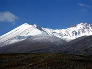 Erciyes'e kar yağdı