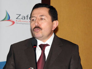 Sergen'e benzeyen Vali