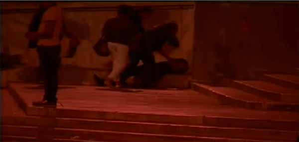 Taksim Meydanı'nda kadın tokadı