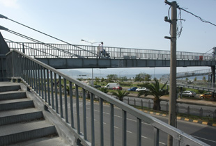 Trabzon'da üst geçit sıkıntısı