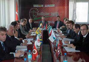 Şener protestosunu sürdürüyor