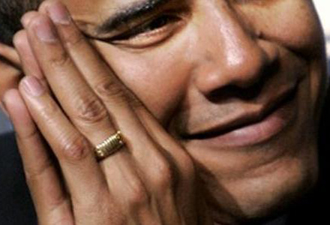 Obama'nın yüzüğündeki yazı