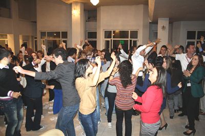 Öğrenciler şölende coştu