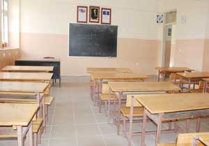 Yüksekova'da bir okul daha kundaklandı