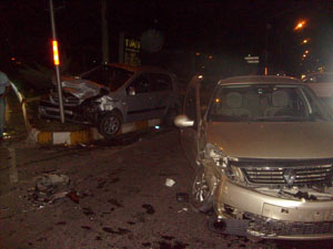 Trabzon'da otomobiller çarpıştı