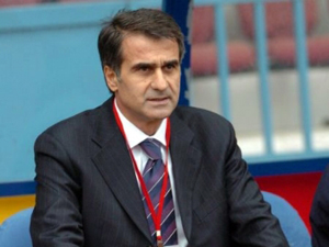 Şenol Güneş : Türk futbolu ölmek üzere