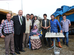 Çebi Araklı halkıyla bayramlaştı