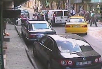 80 kiloluk buzdolabı çocuğun üzerine düştü