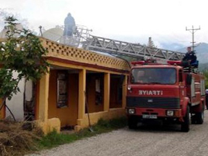 Elektrikli battaniye yangına sebep oldu