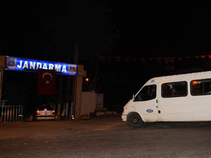 Suriye'den kaçan askerler Türkiye'de