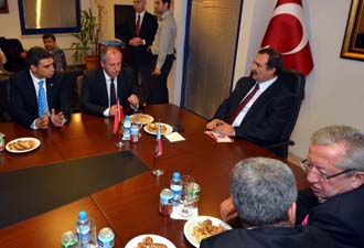 CHP Heyeti Trabzonspor'u ziyaret etti