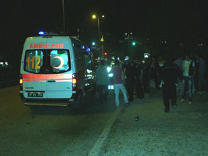 Otobüs ile Traktör Çarpıştı; 14 Yaralı