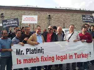 Ünlü sanatçı temiz futbol eyleminde