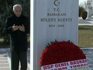 Ecevit Aramızdan ayrılalı 6 yıl oldu