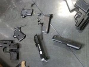 Bu silahlar gümrükten nasıl geçti..?