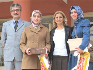 İMKB öğrencilerine ödül