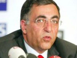 Özerten yargıç karşısında...