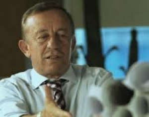 Ağaoğlu: Etek giyer gezerim