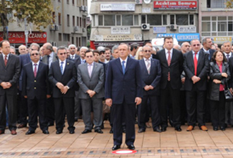 TTSO Başkanı Hacısalihoğlu’ndan 10 Kasım mesajı ve şehitlere saygı
