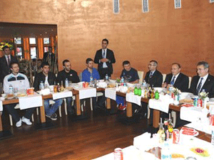 Trabzon İPA futbol takımına tebrik