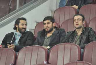 Dizi oyuncuları TS maçında